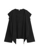 Arket Pullover mit Schal aus Wollmischung Schwarz in Größe M. Farbe: B...