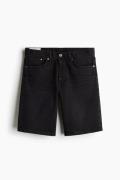 H&M Regular Denim Shorts Schwarz in Größe W 36. Farbe: Black