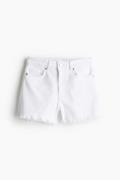 H&M Jeansshorts High Waist Weiß in Größe 50. Farbe: White 011