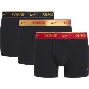 Nike 3P Everyday Essentials Cotton Stretch Trunk Rot/Schwarz Baumwolle...